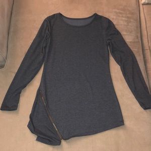 Long sleeve asymmetrical top.